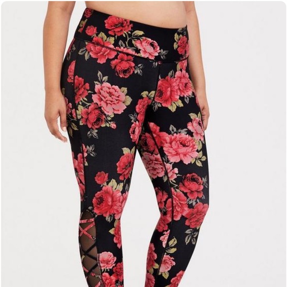 torrid Pants - Torrid Black & Red Floral Lattice & Mesh Active Legging E”U”C